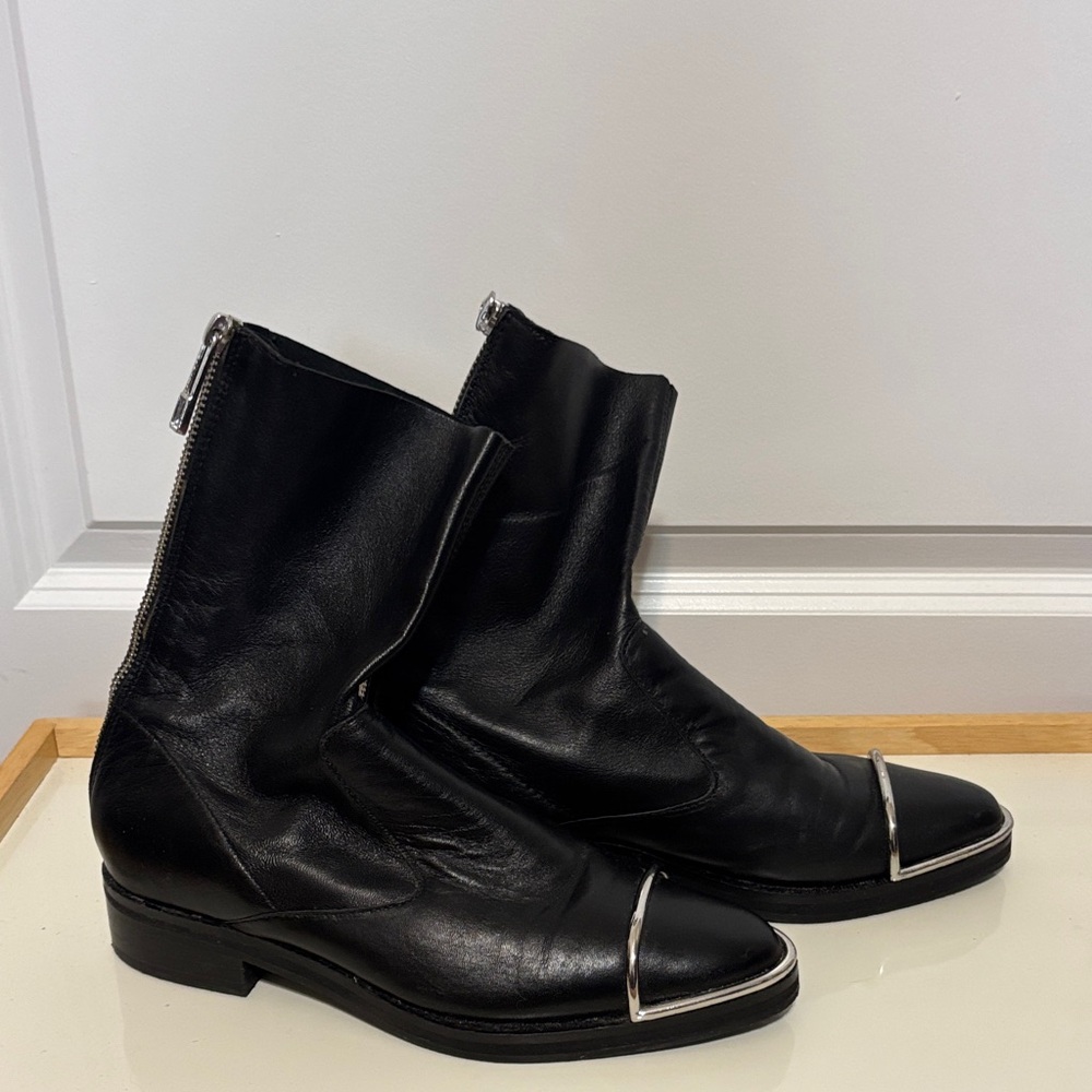 Topshop Black Leather Ankle Boots with Silver Toe Accents - Picture 7 of 16